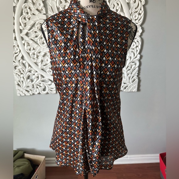 Nine West Size Medium blouse - Picture 2 of 4